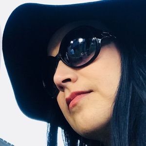 Meet your Posher, Jannette